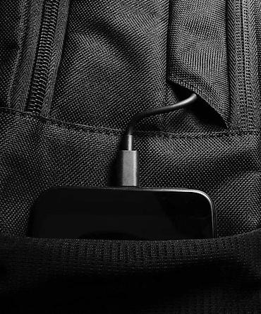 iris ruter: Ruksak za laptop sa USB portom – organizovan prostor za posao, školu i — 3