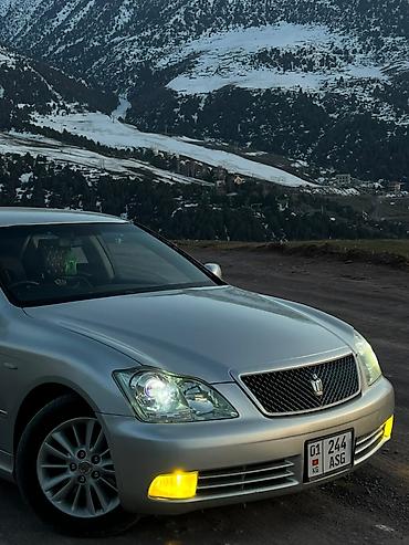 Toyota Crown: 2004 г., 3 л, Автомат, Бензин, Седан