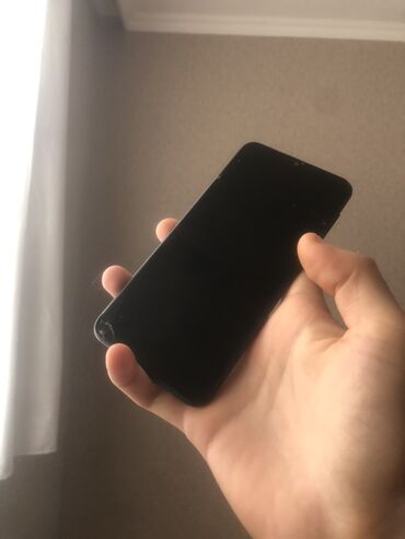 redmi 4 a: Samsung Galaxy A10, 32 GB, rəng - Qara, İki sim kartlı
