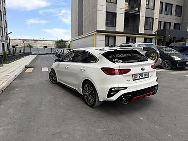 k5 2011: Kia K3: 2020 г., 1.6 л, Робот, Бензин, Лифтбек — 1