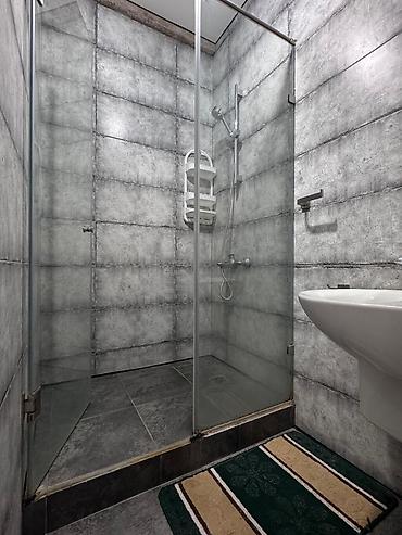 Долгосрочная аренда квартир: 4 комнаты, Агентство недвижимости, Без подселения, С мебелью полностью at lalafo.kg — 17 Долгосрочная аренда квартир: 4 комнаты, Агентство недвижимости, Без подселения, С мебелью полностью — 17