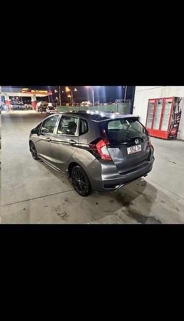 Honda: Honda Fit: 2018 г., 1.5 л, Автомат, Бензин, Хэтчбэк — 2