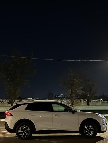 roewe e5: Changan Qiyuan Q05: 2026 г., Электромобиль, Кроссовер — 5