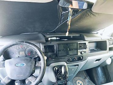 ford transit yuk: Ağ rəngli yük/furqon tipli Xüsusiyyətlər: - Barter mukun Pikap tipli — 8