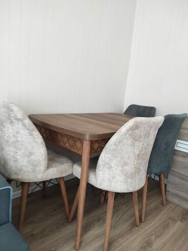 Masa və oturacaq dəstləri: Mətbəx üçün, Yeni, Açılan, Dördbucaq masa, 4 stul — 3