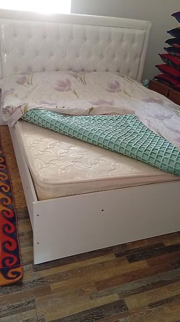 чаян фото: 🛏️ Эки кишилик керебет матрасы менен сатылат Кооз, ак түстөгү жумшак — 5