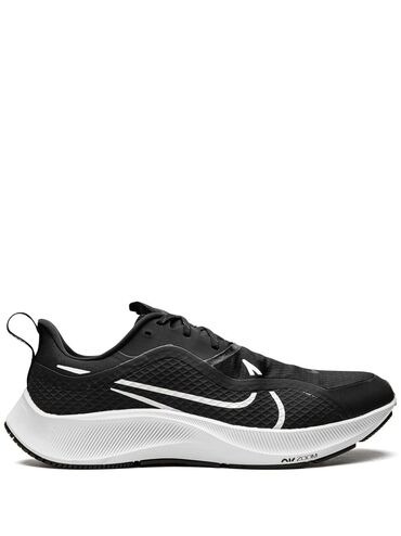 Кроссовки и спортивная обувь: Красивые супер удобные новые крассовки, модель Nike air zoom Pegasus