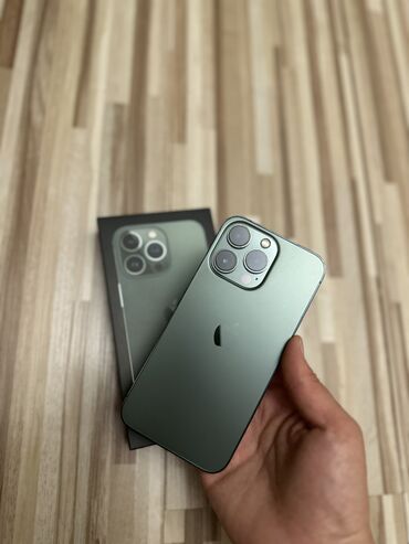 xr в корпусе: IPhone 13 Pro, Б/у, 128 ГБ, Зеленый, Наушники, Зарядное устройство, Чехол, 88 %