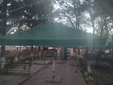 Restoran, kafelər: Qaraev metrosuna yaxın yerləşən ümumi sahəsim olan,10 otağlı — 4