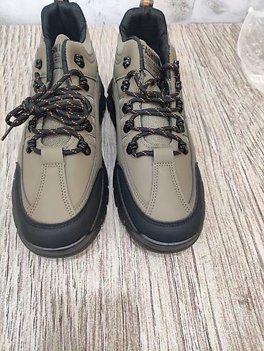 Кроссовки и спортивная обувь: Lian-Di trekking/kross ayaqqabısı - Rəng: xaki (qara detallarla) — 2