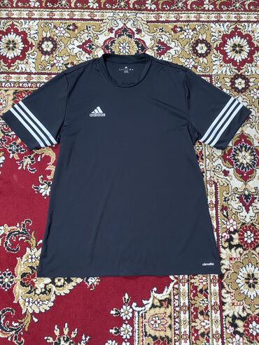 kişi üçün şəkilli futbolkalar: Futbolka Adidas, L (EU 40), rəng - Qara
