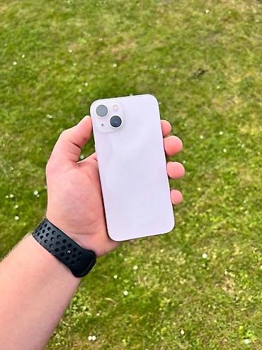 Apple iPhone: Apple iPhone – kompaktan model sa ravnim ivicama i dvostrukom zadnjom — 1