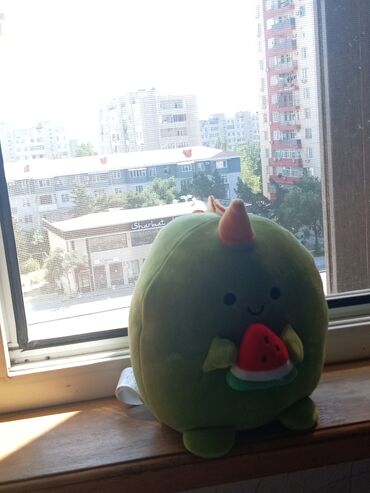 robot oyuncaq: Oyuncaqlar