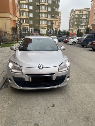 renault logan 2012: Renault Megane: 2 l | 2011 il | 302000 km Hetçbek