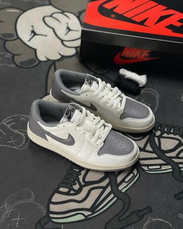 найк джорданы: В наличии! LUX Nike Dunk Low grey and white Отличное качество Вьетнам