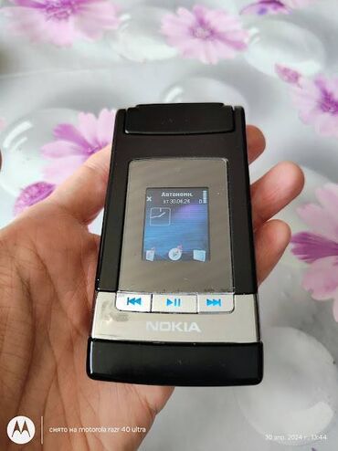 nokia e 72: Nokia N76, 2 GB, rəng - Qara, Düyməli