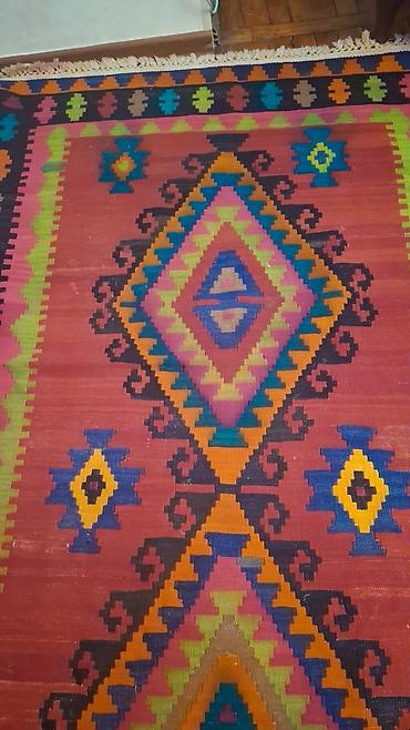 Kilim xalça 1960cı ilin Xalçasıdır - Naxış: Şərq motivli, romb və
