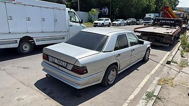 мерс 124 дверные карты: Mercedes-Benz W124: 1992 г., Седан — 1