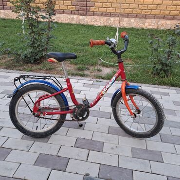Детские велосипеды: Детский велосипед, 2-колесный, 4 - 6 лет, Б/у