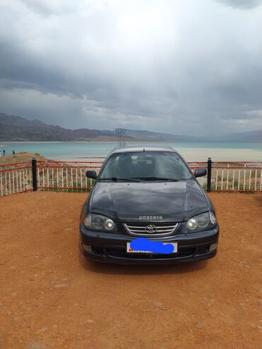 Toyota: Toyota Avensis: 1999 г., 1.8 л, Механика, Бензин, Седан