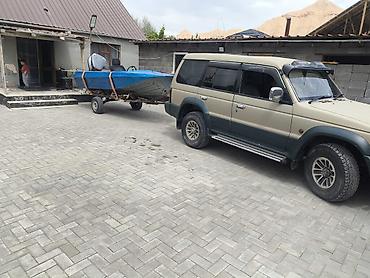 портативный стартер: Mitsubishi Pajero: 1992 г., 2.5 л, Автомат, Дизель, Внедорожник — 2