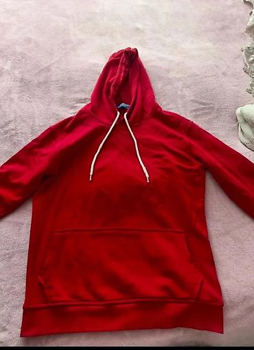 Qırmızı kapüşonlu sviter (hoodie) - Klassik dizayn: kapüşonlu, ağ lalafo.az -da Qırmızı kapüşonlu sviter (hoodie) - Klassik dizayn: kapüşonlu, ağ