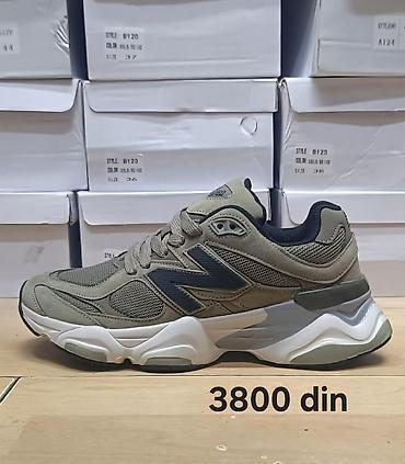 Patike: New Balance patike

9060

36-46

Cene su na slikama — 26