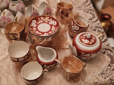 antik qab: Çay dəsti, 12 nəfərlik