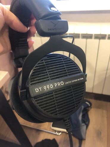 вокальный микрофон: Продам Beyerdynamic DT 990 Pro 80 Ohm Limited Edition Black. Состояние
