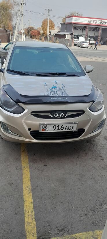 автомобили для инвалидов с ручным управлением: Hyundai Solaris: 2013 г., 1.6 л, Механика, Бензин, Седан