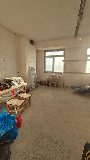 Uzunmüddətli kirayə mənzillər: Təsvir: - Geniş və işıqlı mənzil/obyekt üçün açıq planlı sahə. Böyük — 7