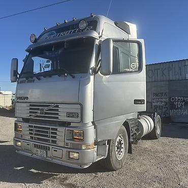 глазки на авто: Тягач, Volvo, 2000 г. — 3