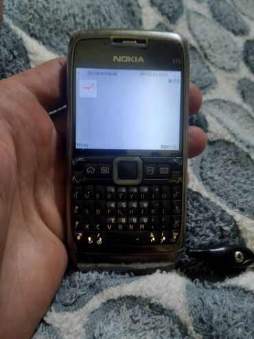 Nokia E71, rəng - Qara, Düyməli