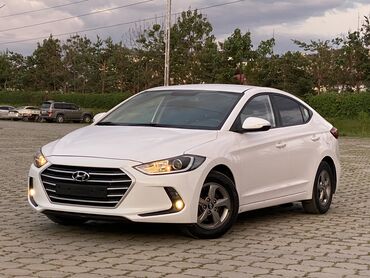 машина а 6: Hyundai Avante: 2017 г., 1.6 л, Автомат, Бензин