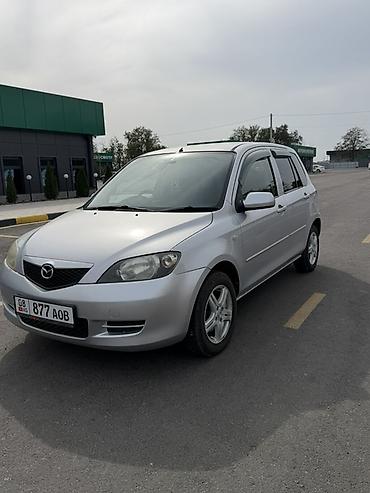 разбитые авто: Mazda Demio: 2003 г., 1.3 л, Автомат, Бензин, Хэтчбэк — 2