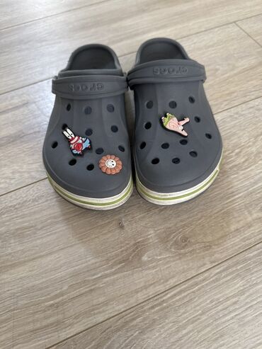 горная обувь: Сабо, 36, Crocs, Б/у, цвет - Серый