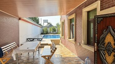 Bağ evlərinin kirayəsi: 208 kv. m, 6 otaqlı, Hovuzlu, Kanalizasiya, Kombi, Qaz — 3