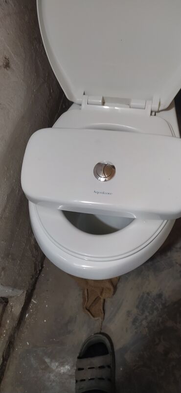 Унитазы: Унитаз Напольный, Б/у, Материал: Фаянс — 4