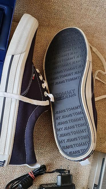 Patike: Komplet predmeta – moda, audio i retro tehnika - Patike Tommy Jeans — 5