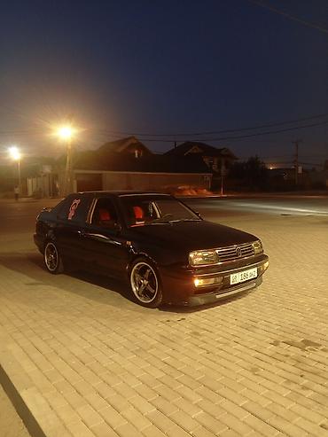volk racing: Volkswagen Vento: 1993 г., 1.8 л, Механика, Бензин, Седан — 4