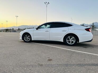 авто в рассрочку от хозяина бу: Hyundai Sonata: 2019 г., 2 л, Робот, Газ, Минивэн