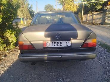 продаю мерс 140: Mercedes-Benz W124: 1989 г., 2 л, Механика, Бензин, Седан — 5