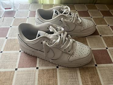 Kişi ayaqqabıları: Nike ağ rəngli idman ayaqqabısı – low-top model Size-43 - Rəng: tam — 1