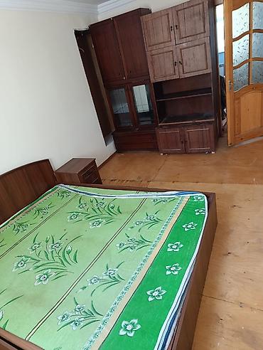 4 otaqli ev: 1 otaqlı mənzil – 36L qazla işləyən su qızdırıcısı, radiatorlu mərkəzi — 5