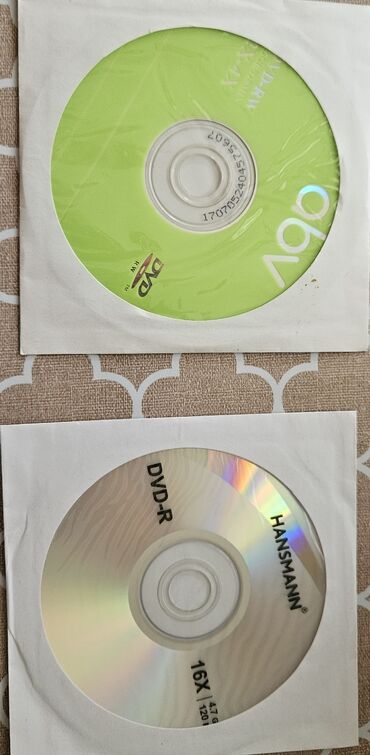 tapmacalar kitabi: DVD RW (1 ədəd) VƏ Dvd R(33 ədəd)boş disklər satılır 4.7 Gb yaddaşlı