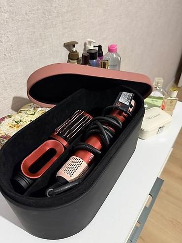 Мультистайлер Dyson, Круглая щетка