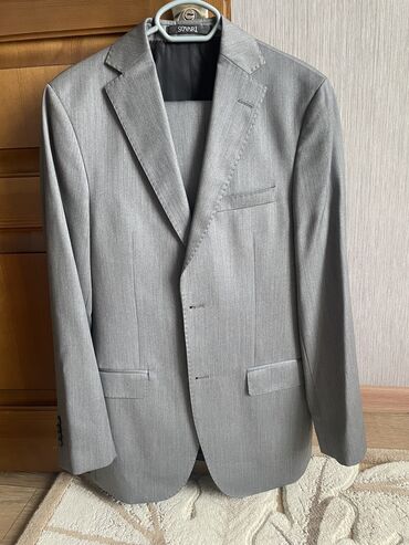 Костюмы: Мужской костюм Серый цвет Размер 46 Производство Турция Носили 2