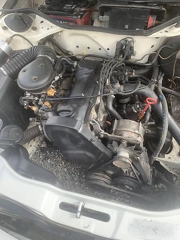 ауди б2: Audi 80: 1991 г., 2 л, Механика, Бензин, Седан — 1