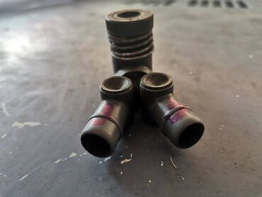 Auto delovi: Racva plina plasticna br.3. Polovno, očuvano. Skinuto sa rastavljenog — 3