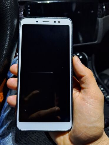 5 barmaq: Xiaomi Redmi Note 5, 64 GB, 
 Sensor, Barmaq izi, İki sim kartlı